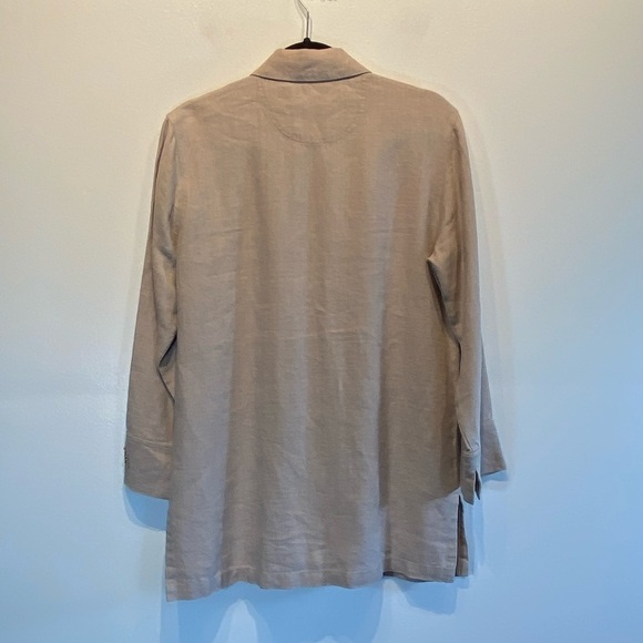 Chico’s Linen Shirt Jacket Size 1 US M 8-10 Beige Tribal Artsy Long Sleeves - Picture 2 of 9